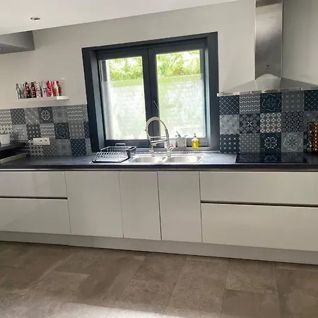 Vila 3 Avec Piscine Privative *