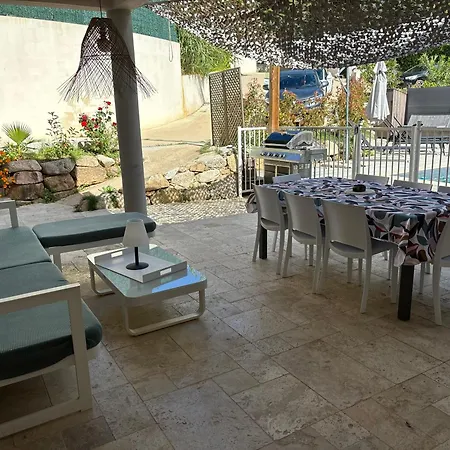 3 Avec Piscine Privative * Ajaccio (Corsica)